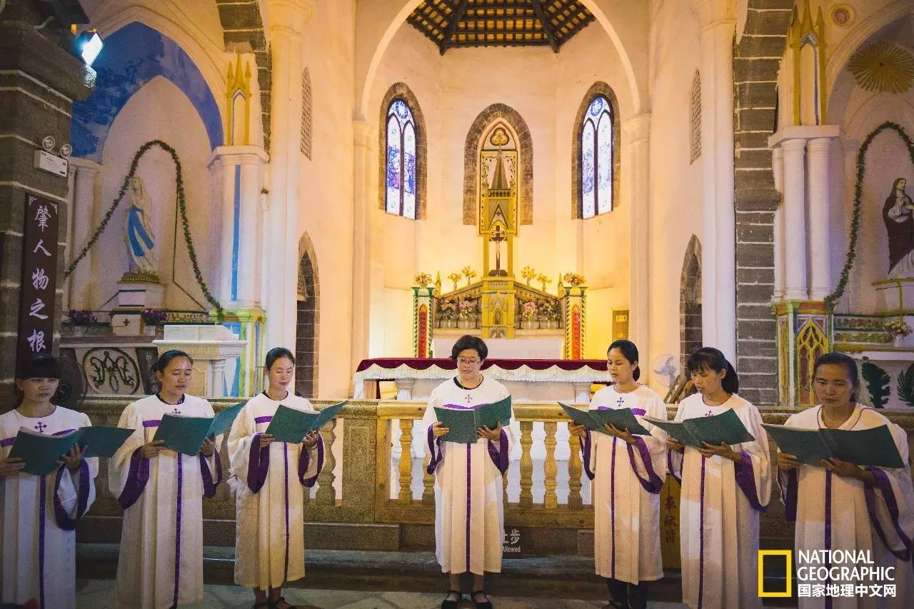 涠洲岛在哪个城市，北海涠洲岛在哪里（中国版的马尔代夫让整个苦夏都变甜了）