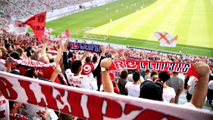 欧冠足球多少钱一个（业界良心！莱比锡欧冠最低票价仅25欧）-华海博客