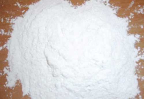 白凉粉在超市叫什么，做果冻的白凉粉在超市叫什么（太白粉在超市叫什么粉）