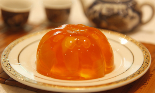 吉利丁粉是什么，吉利丁粉是什么做的对身体有害吗（吉士粉和吉利丁粉的区别）