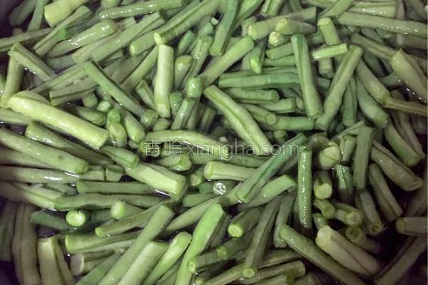 凉拌豆角的家常做法，凉拌豆角的家常做法煮几分钟（凉拌豆角）