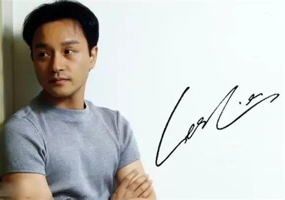 张国荣好听的歌，张国荣经典歌曲100首（“你不曾离开过”细味哥哥张国荣20首经典歌曲）