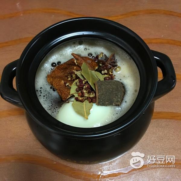 乡巴佬卤鸡蛋怎么保存，自己做的乡巴佬鸡蛋怎么存放（百吃不厌的啤酒卤乡巴佬鸡蛋）