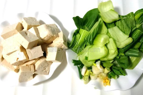 油菜炒肉怎么做，油菜炒肉做法（油菜豆腐炒肉）