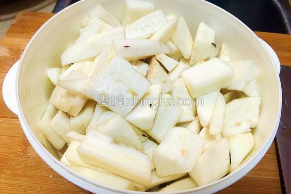 红烧茄子怎么做，红烧茄子怎么做好吃又简单 视频教程（红烧茄子）