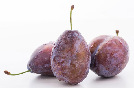 西梅能放多久，西梅能放多久不坏（西梅放冰箱能保存几天）