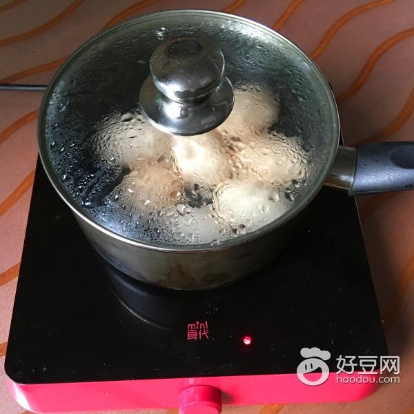 乡巴佬卤鸡蛋怎么保存，自己做的乡巴佬鸡蛋怎么存放（百吃不厌的啤酒卤乡巴佬鸡蛋）