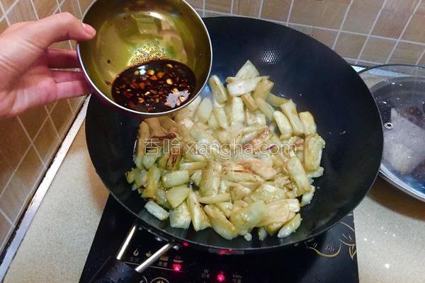 红烧茄子怎么做，红烧茄子怎么做好吃又简单 视频教程（红烧茄子）
