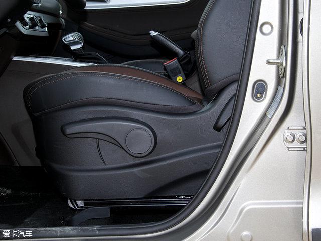 东风风行sx6七座颜色，风行sx6手动挡七座内饰空间图片（爱卡实拍东风风行景逸X6）