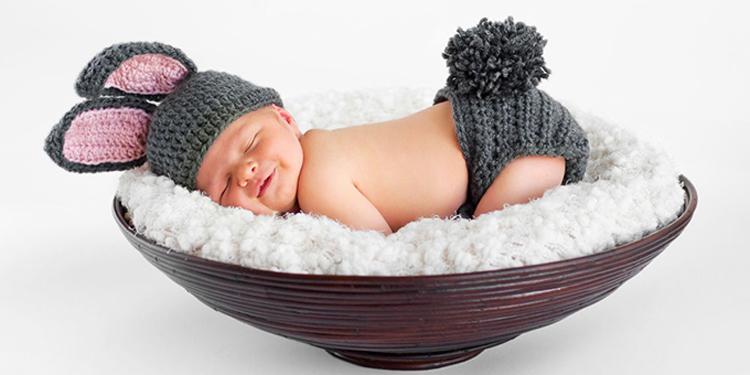 形容婴儿刚出生的唯美句子，婴儿降生的唯美句子（迎接新生命唯美的句子）