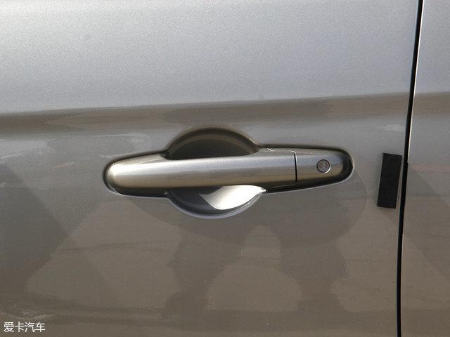 东风风行sx6七座颜色，风行sx6手动挡七座内饰空间图片（爱卡实拍东风风行景逸X6）