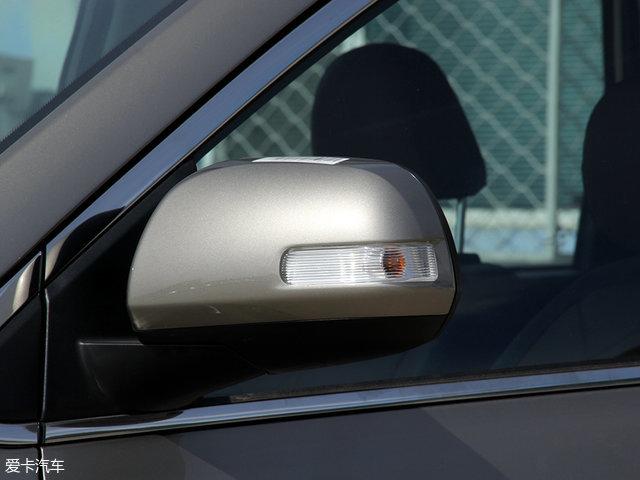 东风风行sx6七座颜色，风行sx6手动挡七座内饰空间图片（爱卡实拍东风风行景逸X6）