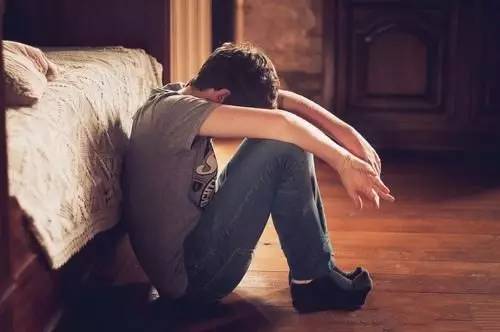 vibe什么意思，美国口语里的vibe（这10个英语词分分钟暴露你不自信）