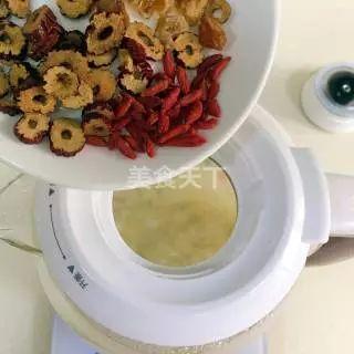 炖汤做法大全，老麻鸭炖汤做法大全（在遇到秋日悲伤之前）