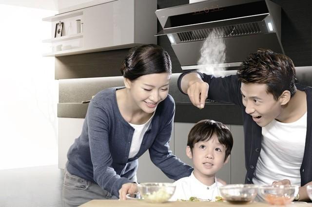 美的油烟机灶具怎么样，美的油烟机煤气灶质量怎么样（买吸油烟机什么牌子好）