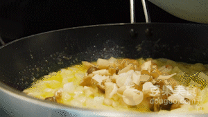 奶油蘑菇汤的做法，蘑菇汤最简单做法（必胜客奶油蘑菇汤的做法）