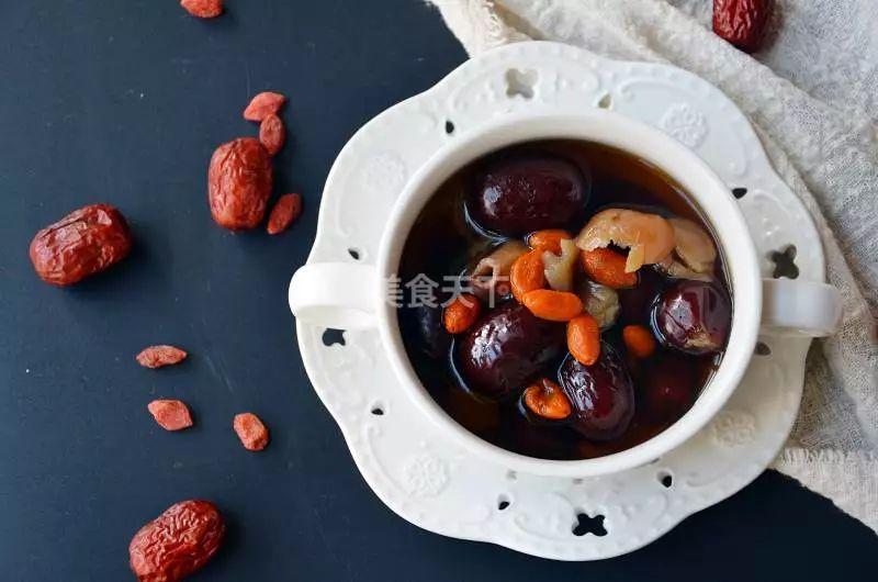 炖汤做法大全，老麻鸭炖汤做法大全（在遇到秋日悲伤之前）