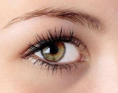 怎样用维生素e美容，维生素e美容的正确用法（维生素E的美容护肤小妙招）