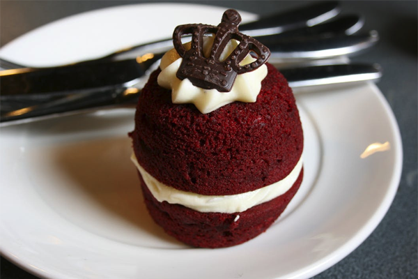 生日祝福怎么回复别人的谢谢，生日祝福怎么回复（收到生日祝福怎么回复）