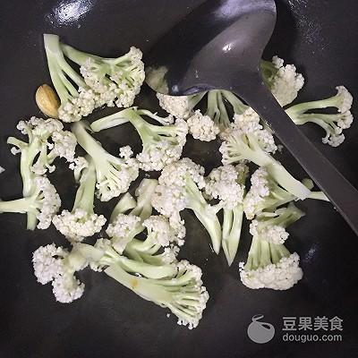 干锅菜花的做法大全家常菜做法,干锅菜花最正宗的做法