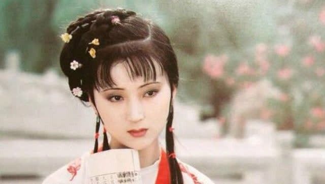 判断自己是一个多愁善感的人，你入选了吗，判断自己是一个多愁善感的人（黛玉告诉你：哪有人喜欢孤独）