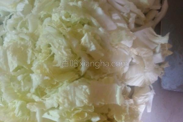 白菜炒肉怎么做好吃，辣白菜怎么做好吃又简单（白菜炒肉）