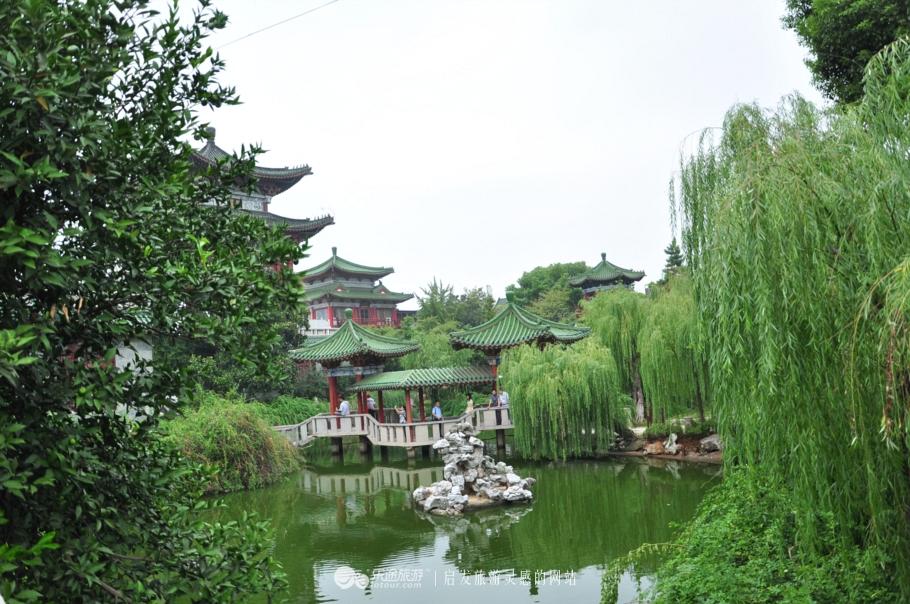 滕王阁序中的滕王阁在哪，滕王阁序中的滕王阁在哪儿（滕王高阁几时楼）