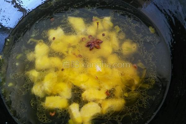 兔子放什么炖最有营养，兔子和什么东西炖好吃又营养（鹌鹑蛋炖兔肉）