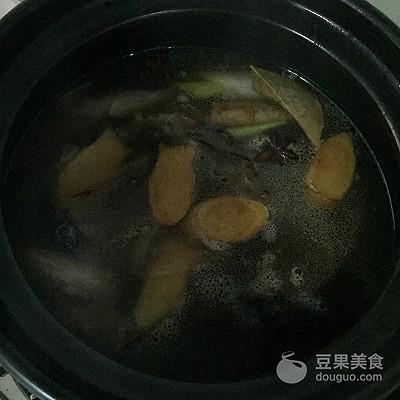 猪脚炖花生，猪脚炖花生米的禁忌（花生炖猪脚的做法）