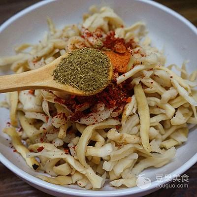 辣萝卜干的腌制方法，如何腌制麻辣萝卜干（麻辣萝卜干的做法）