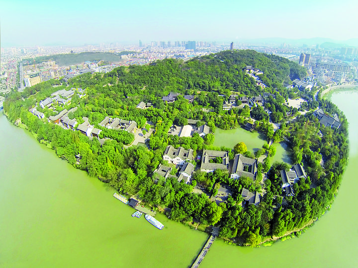 诸暨市影视城在那里，诸暨横店影视城（快收藏这份诸暨最美秋日线路指南）