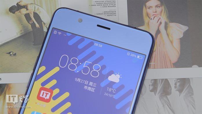 手机彩屏变黑白屏要怎么弄，华为手机彩屏变黑白屏怎么处理（Pro体验：读书人）