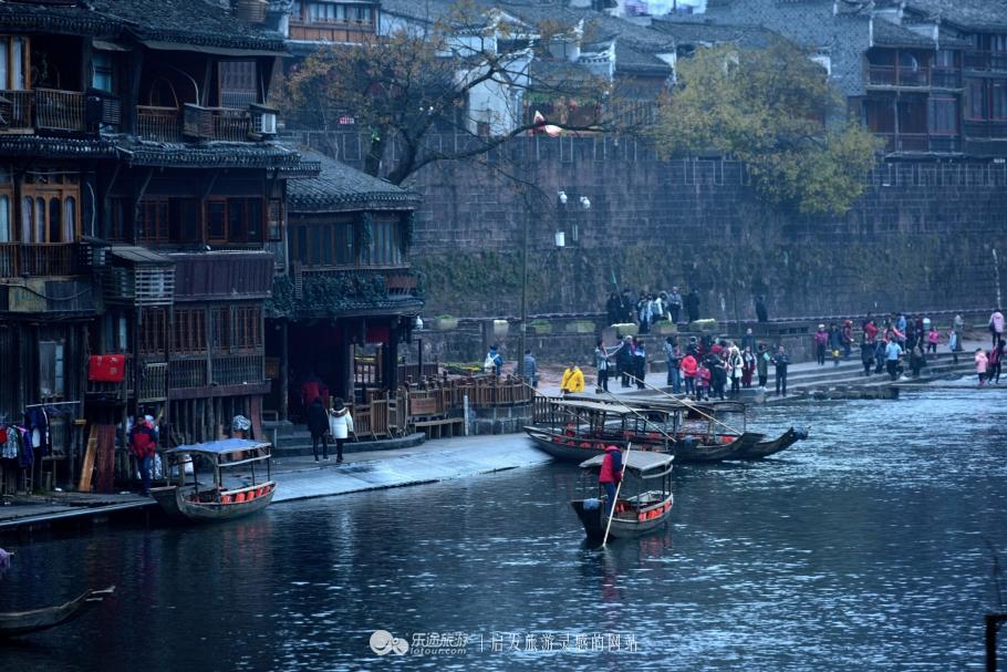 凤凰古城在哪，凤凰古城在哪个省城（湘西凤凰古城）