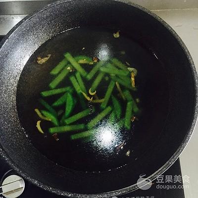 咸汤怎么做家常做法，咸汤的做法大全（萝卜花生咸汤#膳魔师北咸主题月#）