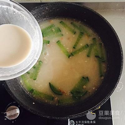 咸汤怎么做家常做法，咸汤的做法大全（萝卜花生咸汤#膳魔师北咸主题月#）