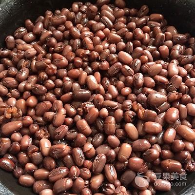 红豆沙馅的做法，红豆沙馅的做法步骤是什么（红豆沙馅是怎么做的）