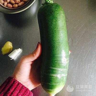 咸汤怎么做家常做法，咸汤的做法大全（萝卜花生咸汤#膳魔师北咸主题月#）