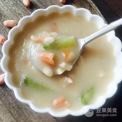 咸汤怎么做家常做法，咸汤的做法大全（萝卜花生咸汤#膳魔师北咸主题月#）