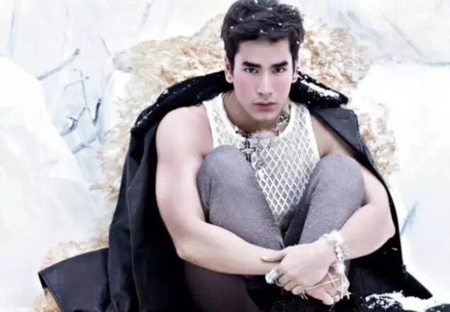 无心法师1演员表，无心法师3柳金鹏身世揭秘（《天才枪手》里的演员有如此演技何必如此美貌）