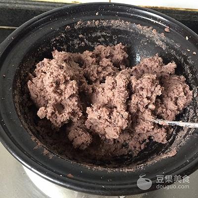 红豆沙馅的做法，红豆沙馅的做法步骤是什么（红豆沙馅是怎么做的）