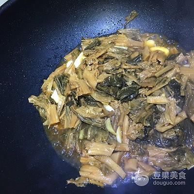 梅菜扣肉蒸多长时间，扣肉蒸多久能烂（梅菜扣肉的做法）