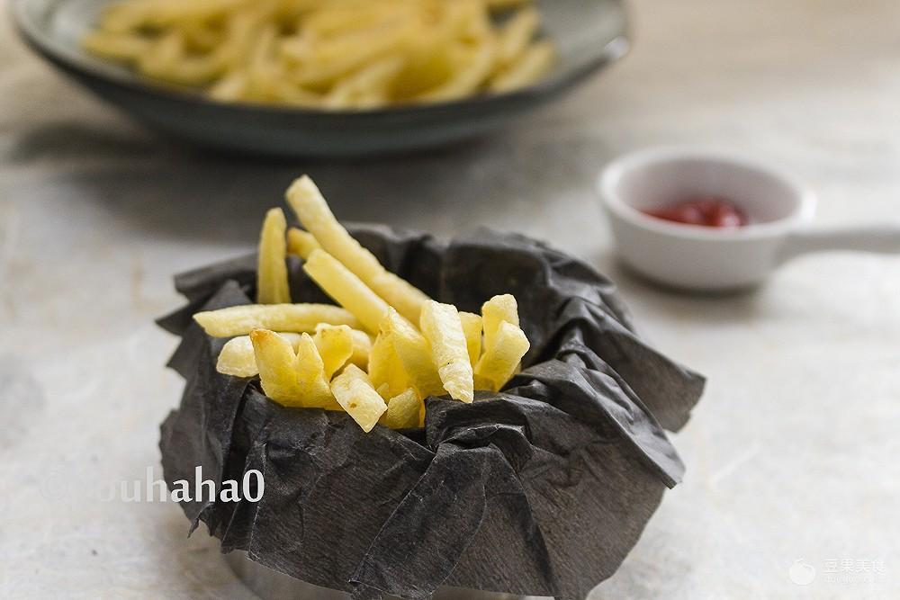 空气炸锅炸薯条几分钟，空气炸锅炸薯条多长时间多少度（无油炸薯条的做法）