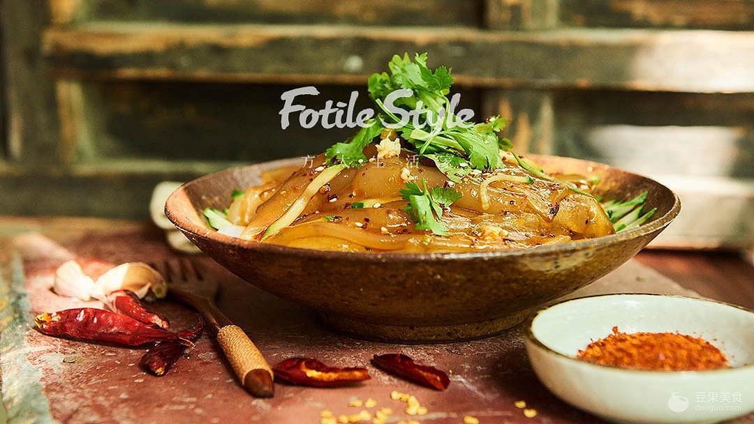 拉皮的做法，小拉皮手术全过程（东北大拉皮的做法）