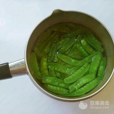 河南豆怎么炒，河南豆怎么炒好吃又脆（清炒荷兰豆的做法）