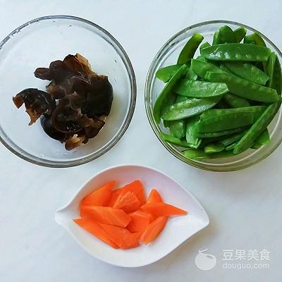 河南豆怎么炒，河南豆怎么炒好吃又脆（清炒荷兰豆的做法）