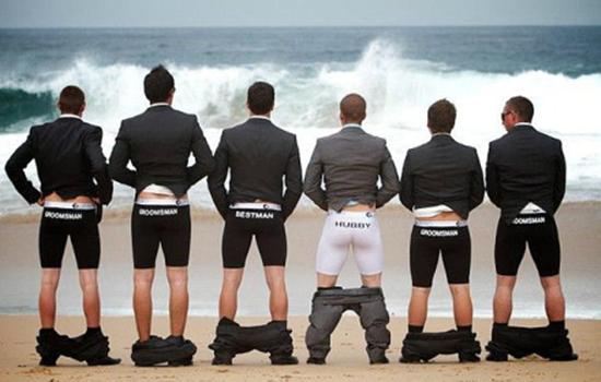 伴郎伴娘一般是几个人啊，伴娘伴郎一般几个伴娘伴郎人数要一样吗（新人要给伴郎伴娘红包吗）