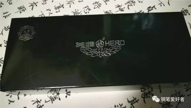 英雄哪些钢笔经典，英雄最好写的钢笔（英雄100半钢14K钢笔评测）