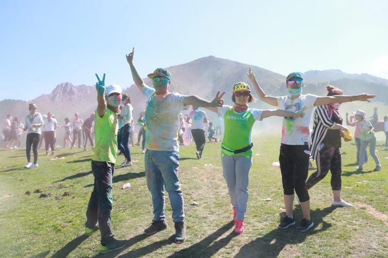 彩跑粉是干什么用的，彩跑粉洗得掉吗（不青春——乌鲁木齐酷炫彩虹跑让你好看）