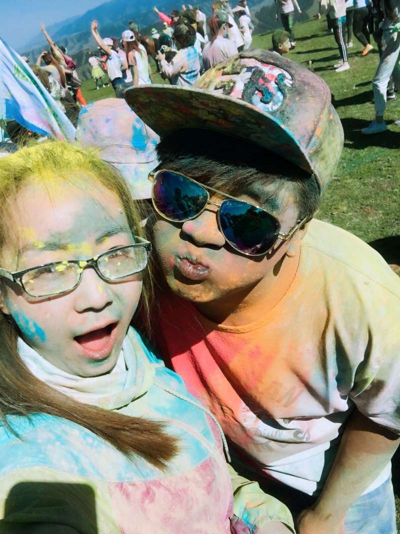 彩跑粉是干什么用的，彩跑粉洗得掉吗（不青春——乌鲁木齐酷炫彩虹跑让你好看）