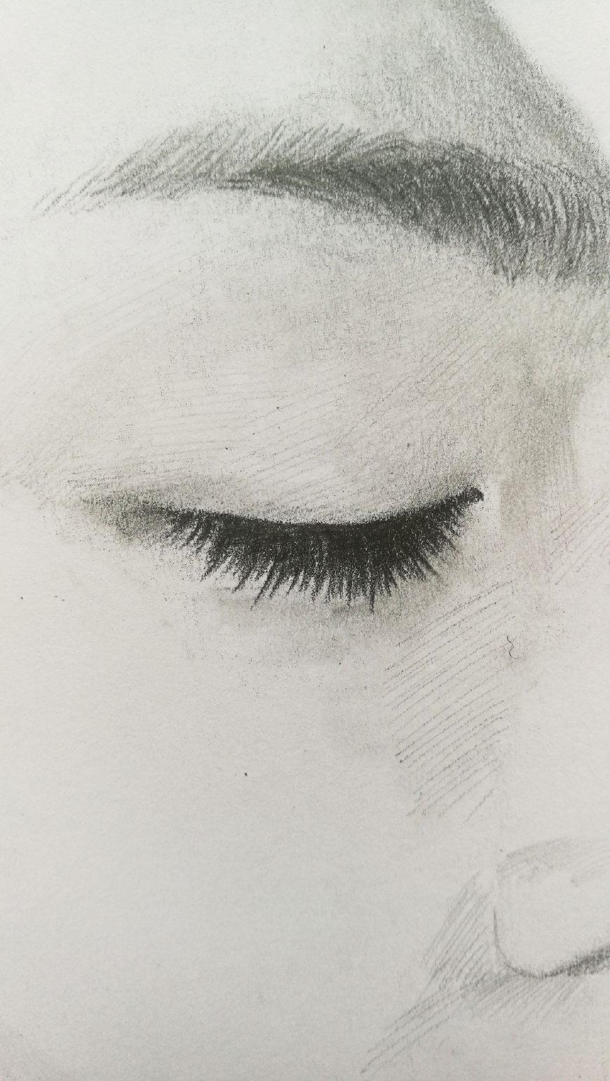 嘴巴铅笔画画法教程，铅笔画嘴唇教程（素描入门步骤分享——《翡翠耳钉》）